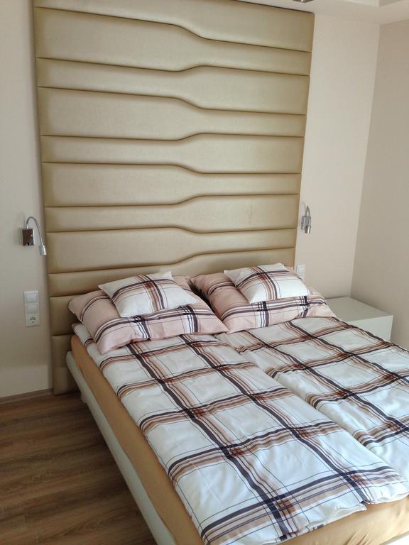 Villa Park Apartman Balatonfüred Szoba fotó